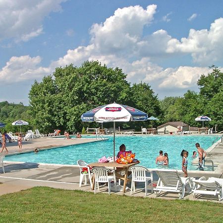 Circle M Rv & Camping Resort - Caravan Park Millersville Bagian luar foto
