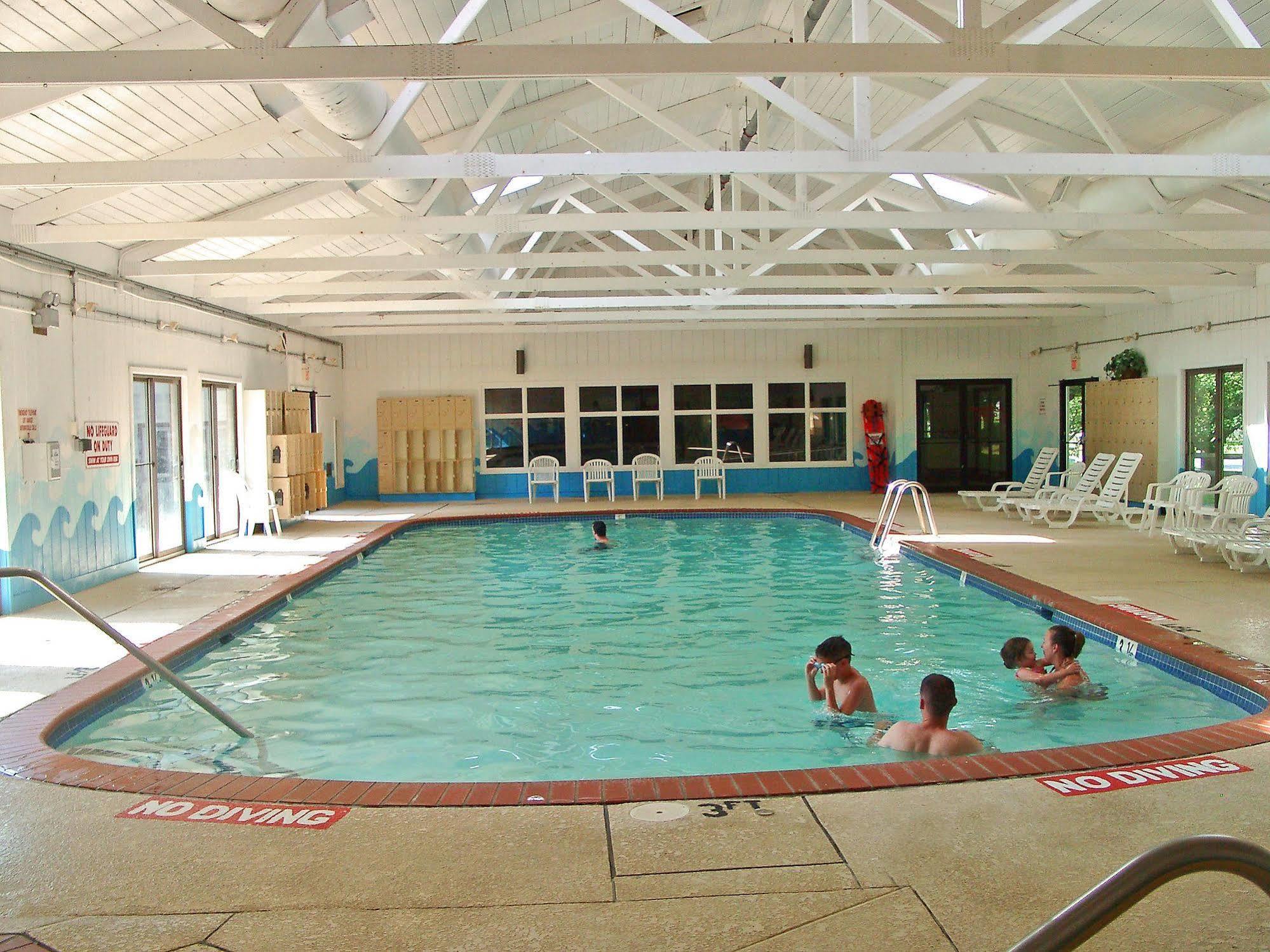 Circle M Rv & Camping Resort - Caravan Park Millersville Bagian luar foto