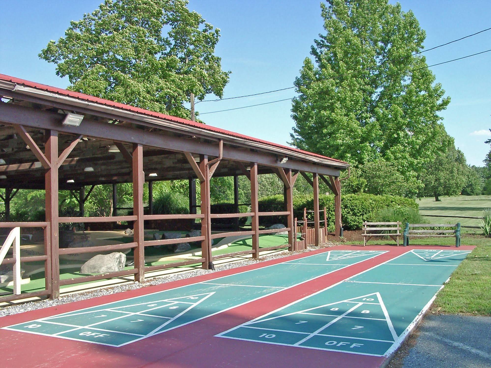 Circle M Rv & Camping Resort - Caravan Park Millersville Bagian luar foto