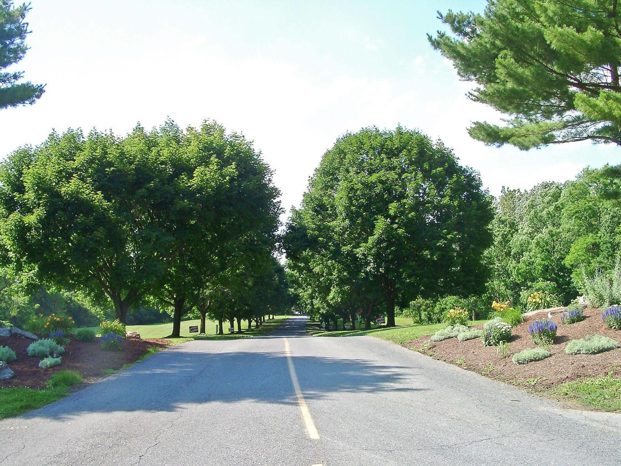 Circle M Rv & Camping Resort - Caravan Park Millersville Bagian luar foto