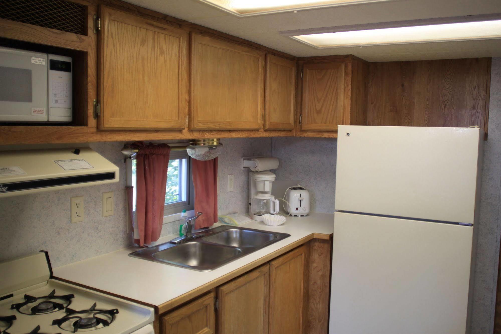 Circle M Rv & Camping Resort - Caravan Park Millersville Bagian luar foto